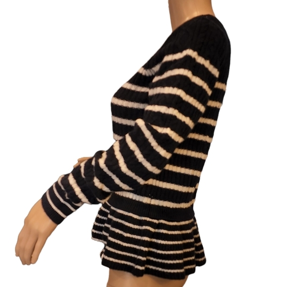 NWT Banana Republic Wool Cashmere Banana Sweater Peplum Hem Navy White Size SP - Picture 11 of 16